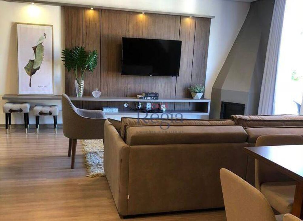 Apartamento, 3 quartos, 190 m² - Foto 1