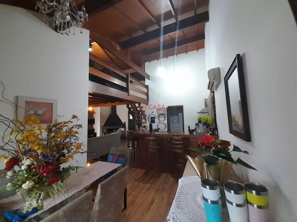 Casa à venda com 2 quartos, 171m² - Foto 8