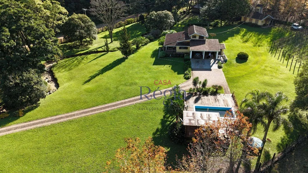 Casa, 4 quartos, 250 m² - Foto 2