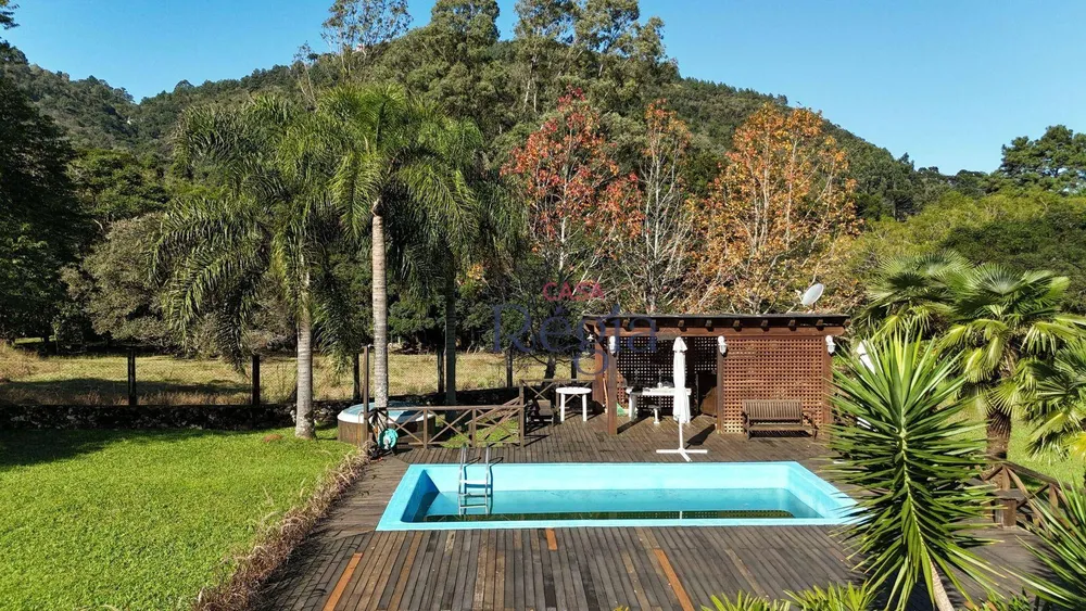 Casa, 4 quartos, 250 m² - Foto 13