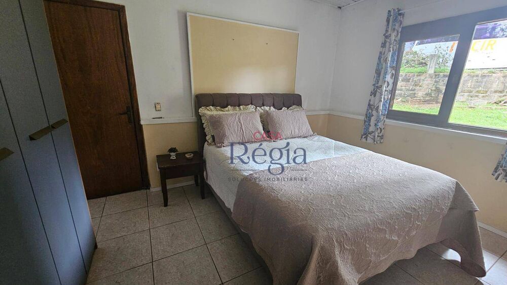 Casa à venda com 4 quartos, 241m² - Foto 10