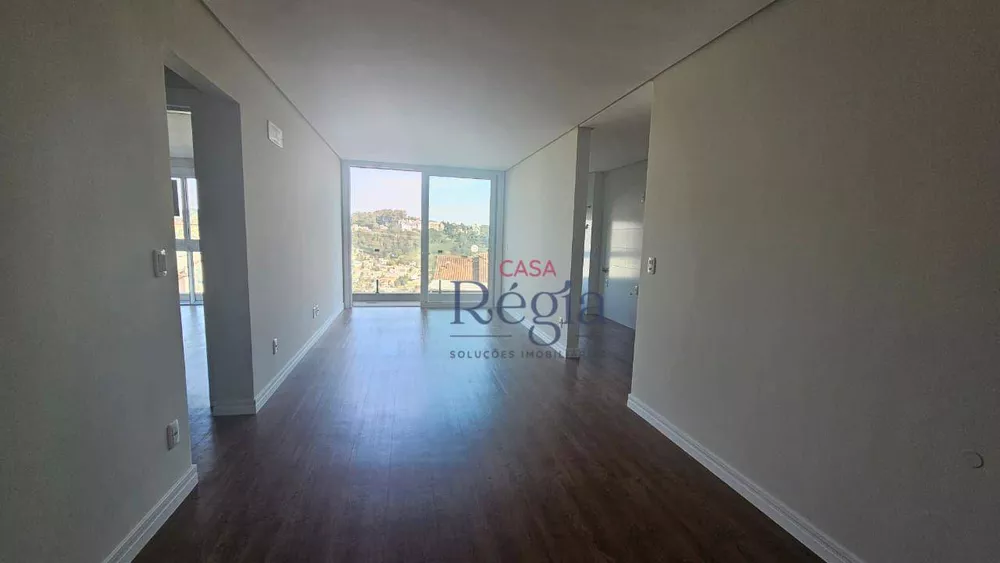 Apartamento à venda com 2 quartos, 71m² - Foto 2