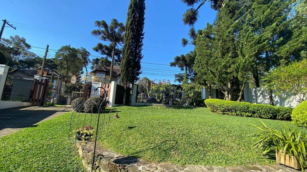 Casa, 5 quartos, 270 m² - Foto 1