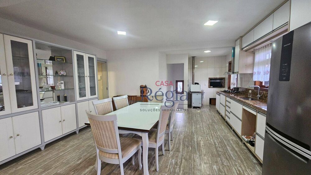 Casa, 3 quartos, 288 m² - Foto 9