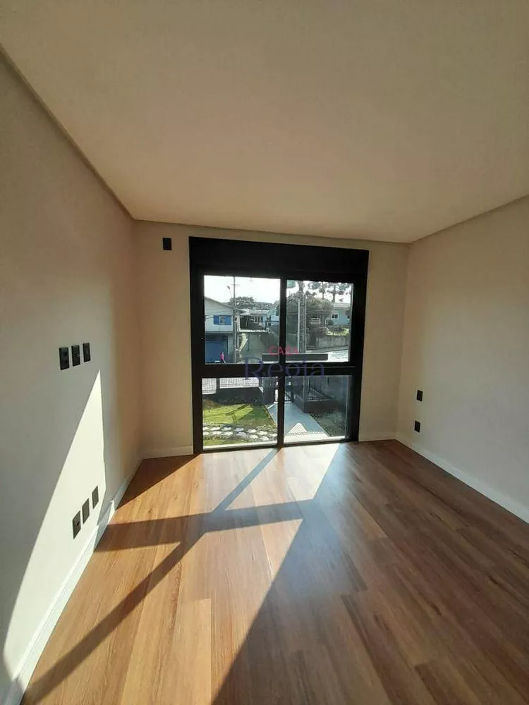 Apartamento à venda com 2 quartos, 65m² - Foto 4