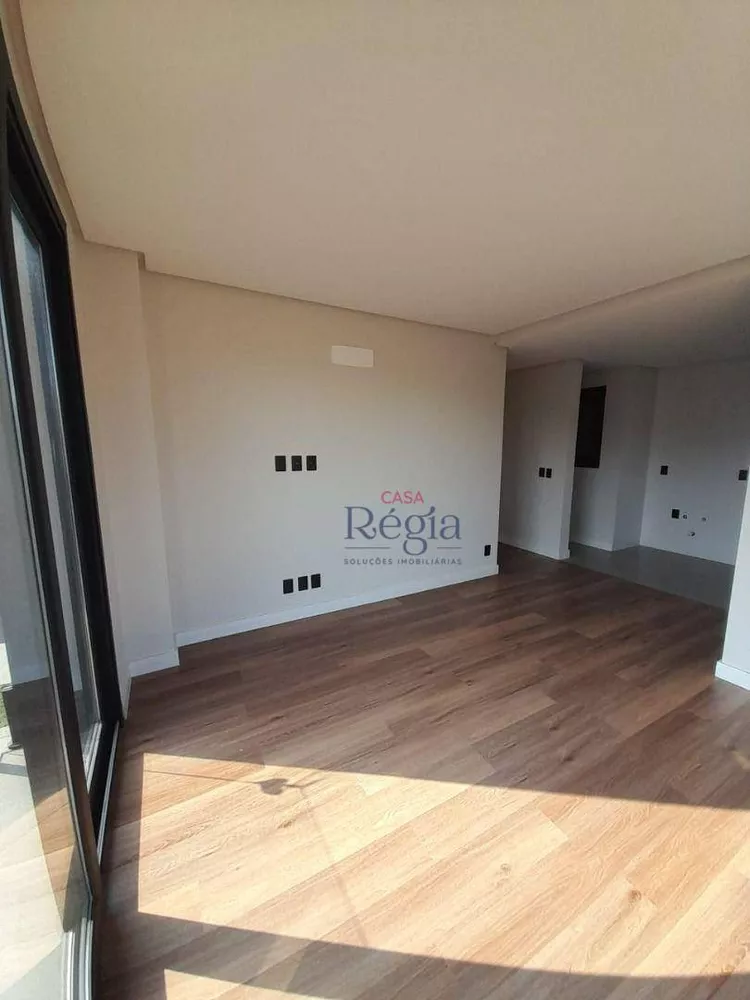 Apartamento à venda com 2 quartos, 65m² - Foto 13