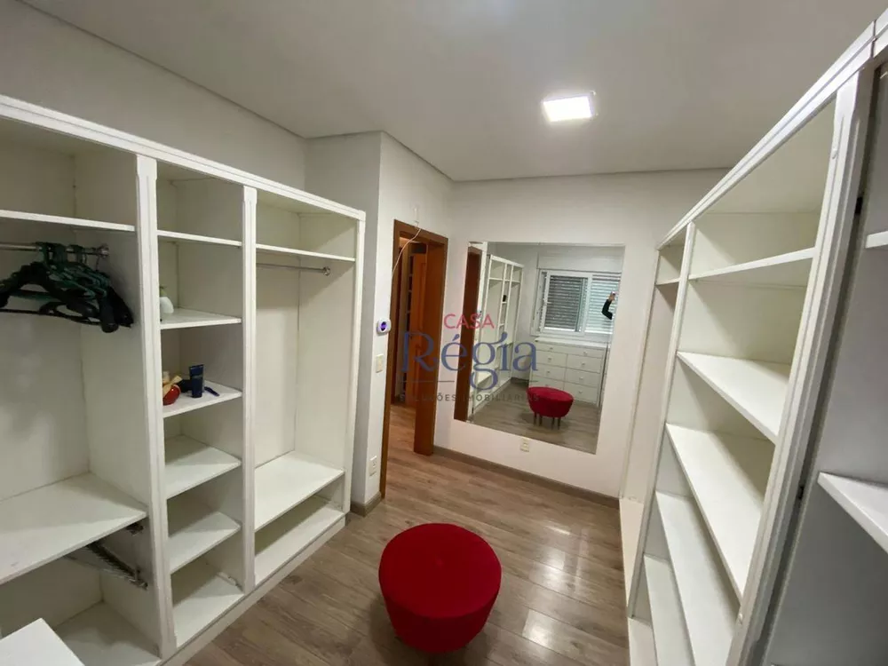 Casa à venda com 3 quartos, 288m² - Foto 4