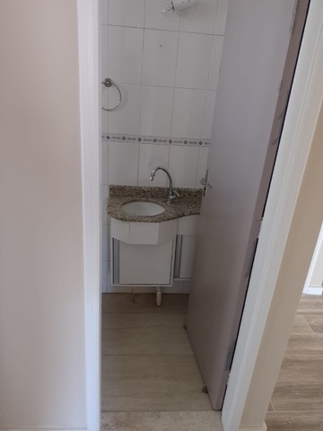 Apartamento à venda com 2 quartos, 61m² - Foto 2