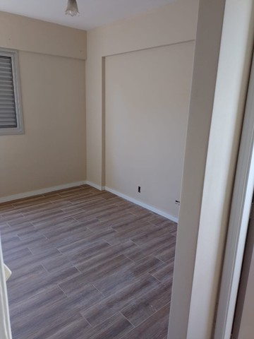 Apartamento à venda com 2 quartos, 61m² - Foto 10