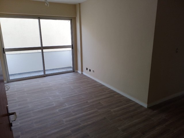 Apartamento à venda com 2 quartos, 61m² - Foto 11