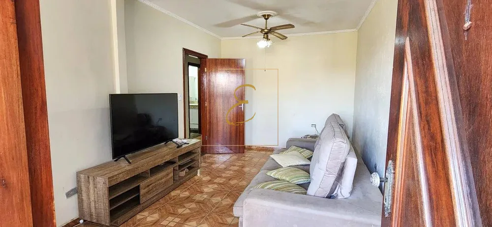 Casa, 4 quartos, 143 m² - Foto 1