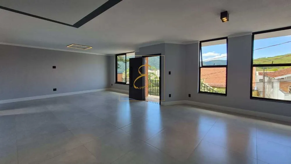Casa, 4 quartos, 270 m² - Foto 3