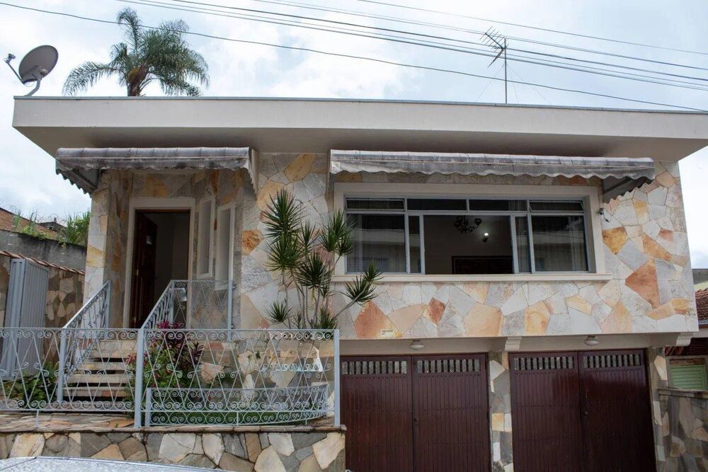 Casa, 3 quartos, 191 m² - Foto 1