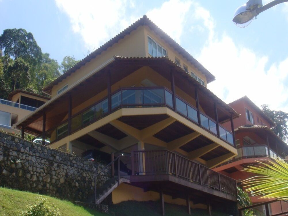 Casa, 4 quartos, 276 m² - Foto 1