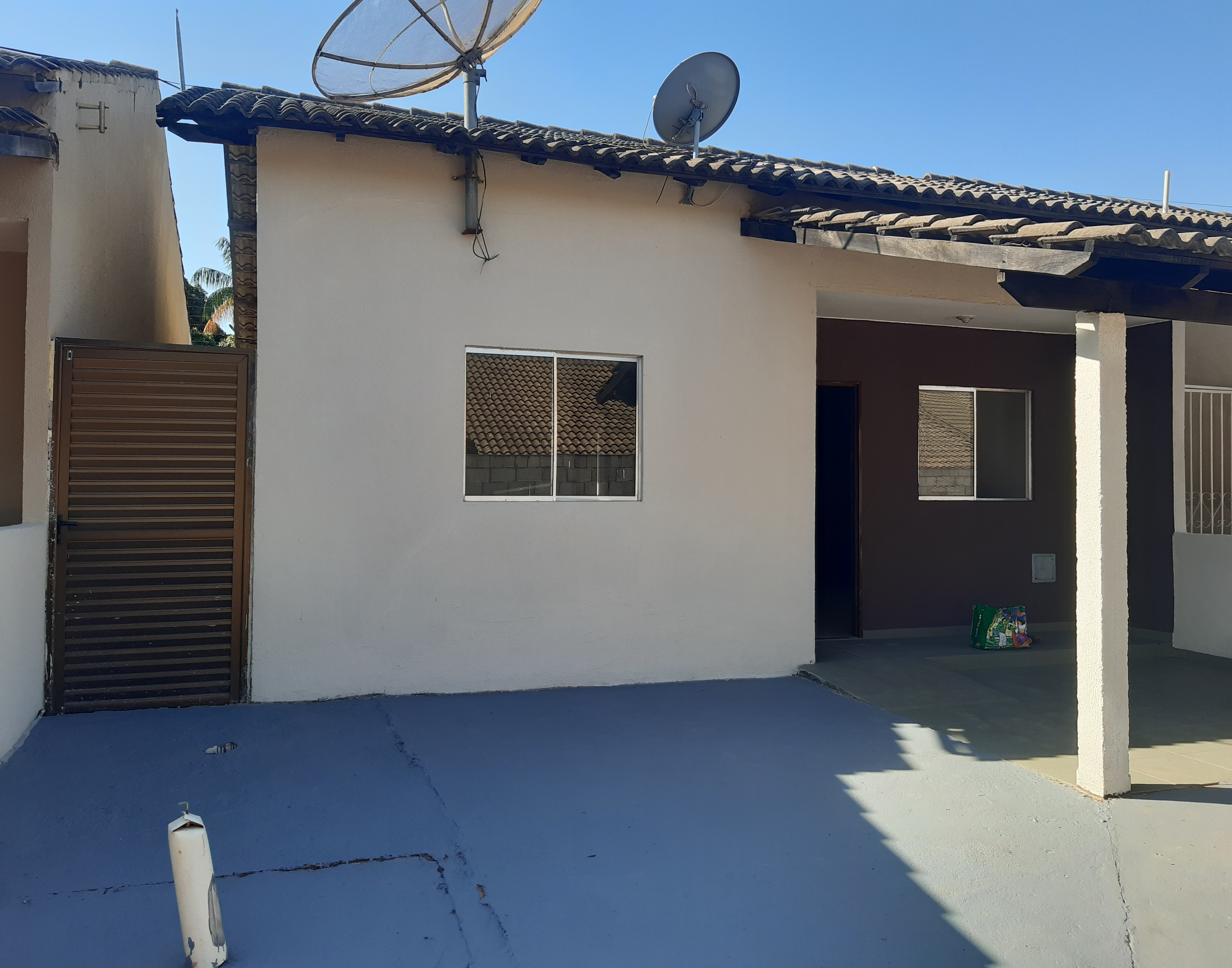 Casa de Condomínio à venda com 2 quartos, 60m² - Foto 1