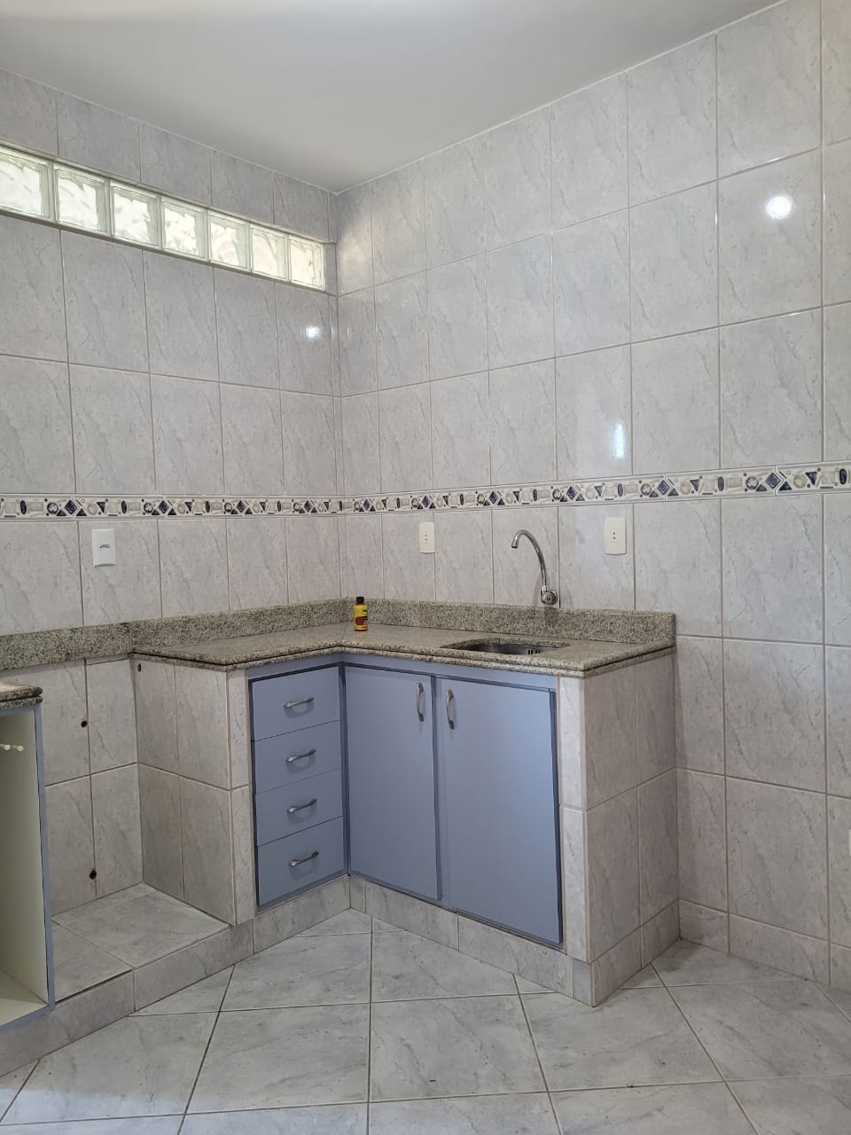 Apartamento à venda com 3 quartos, 94m² - Foto 9