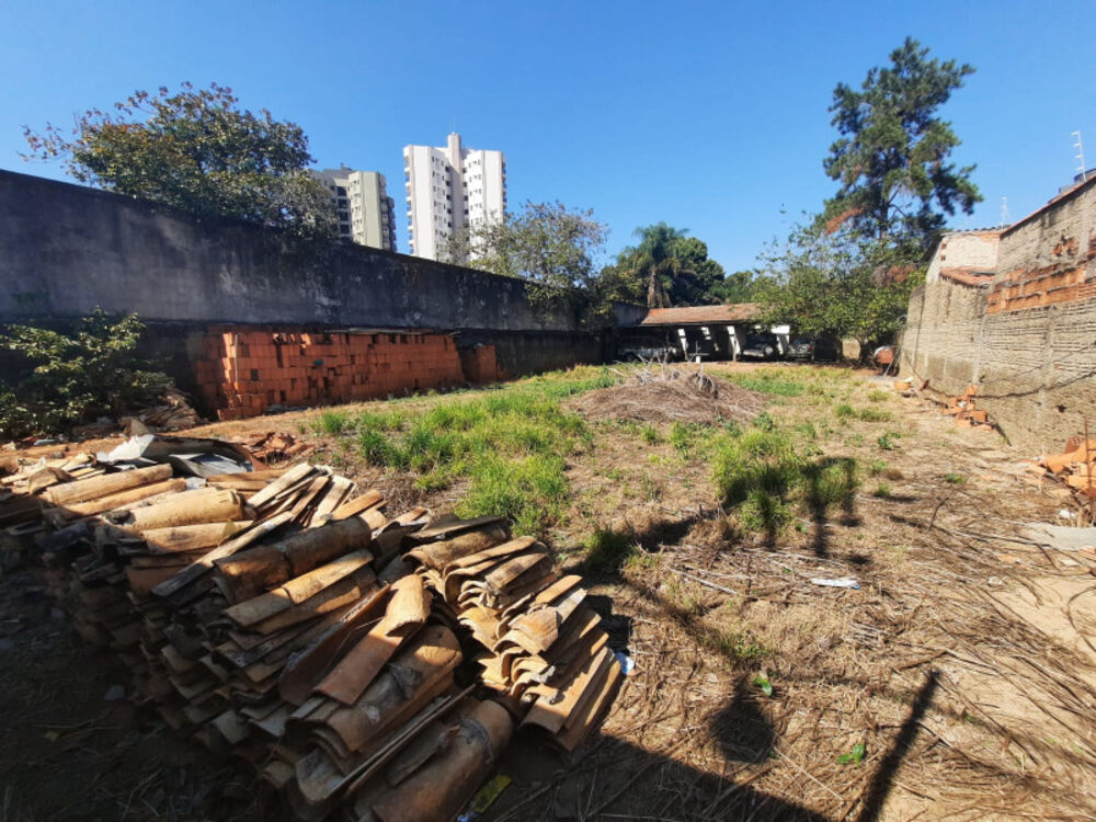Loteamento e Condomínio, 600 m² - Foto 1
