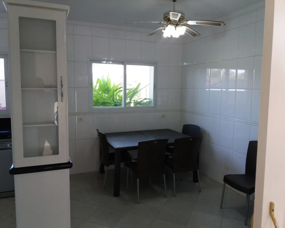 Casa, 4 quartos, 300 m² - Foto 4