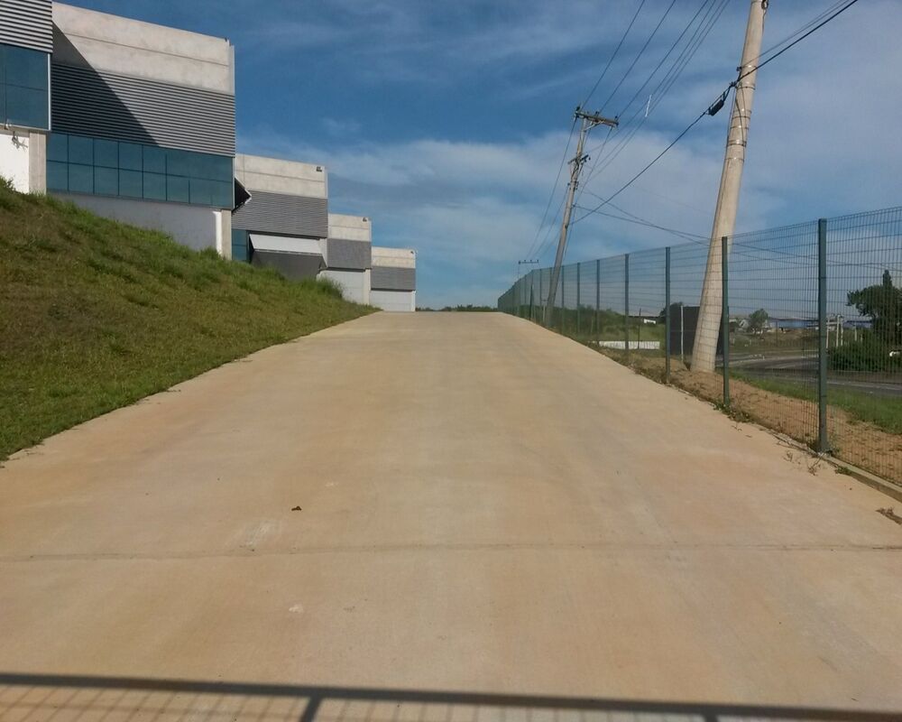 Depósito-Galpão, 7000 m² - Foto 1