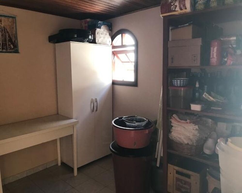 Casa, 3 quartos, 267 m² - Foto 1