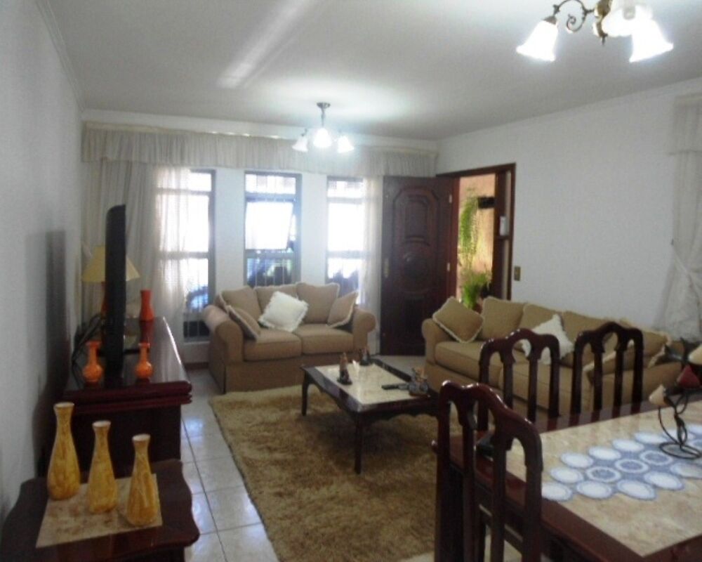 Casa, 3 quartos, 140 m² - Foto 1