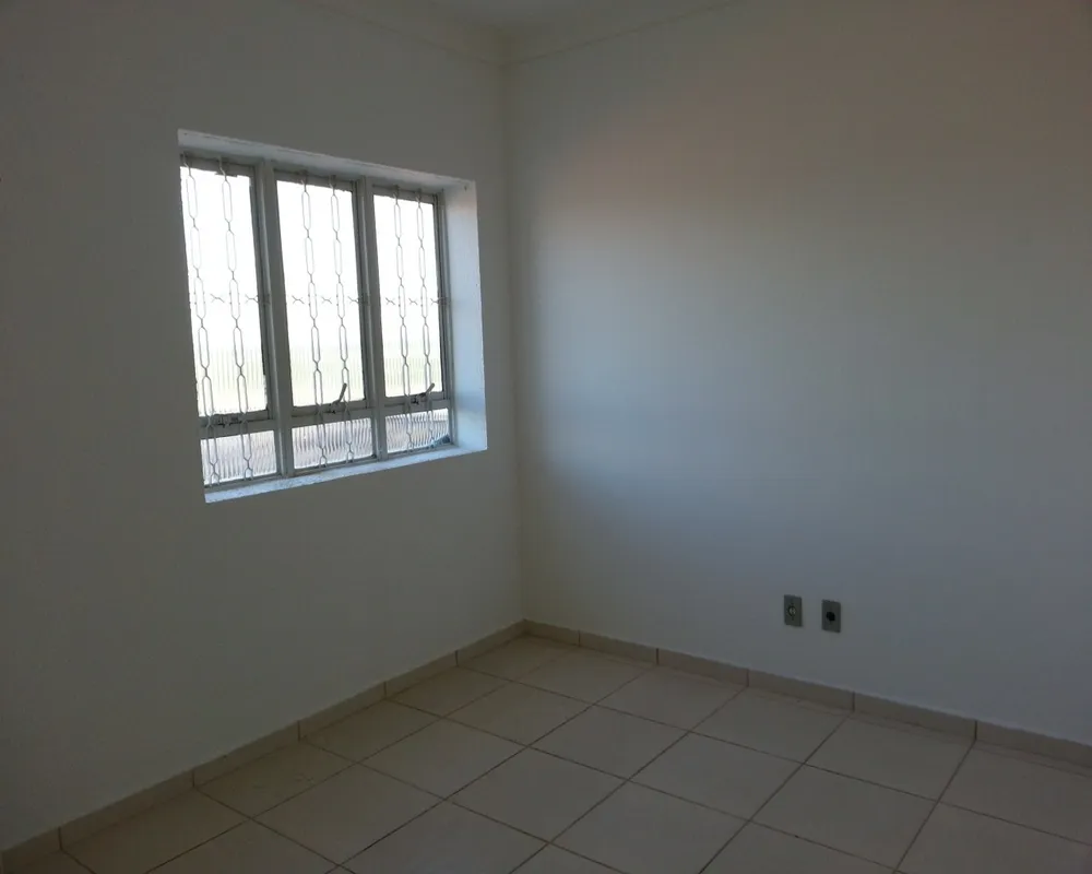 Casa, 3 quartos, 190 m² - Foto 3