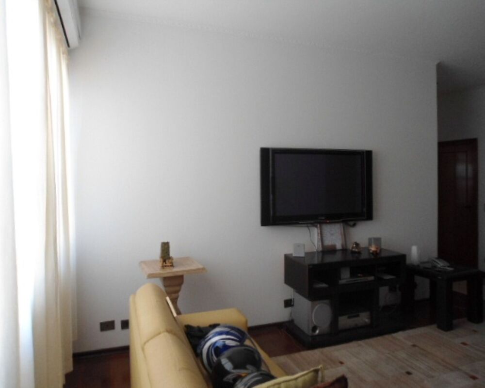 Casa à venda com 3 quartos, 270m² - Foto 4