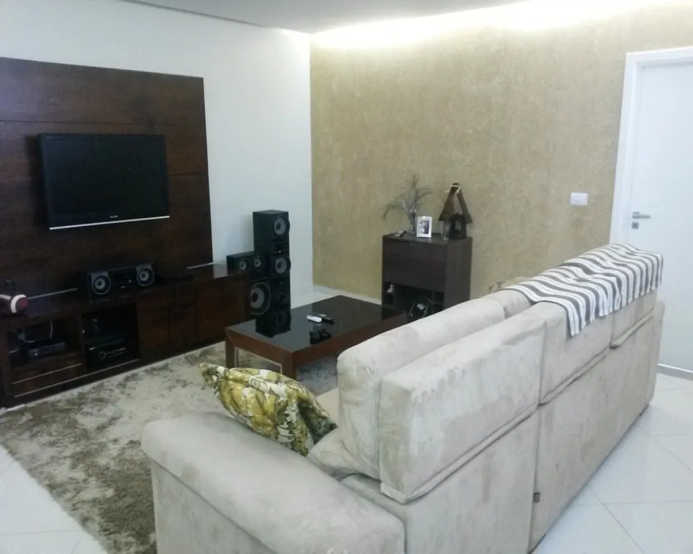 Casa, 4 quartos, 480 m² - Foto 1