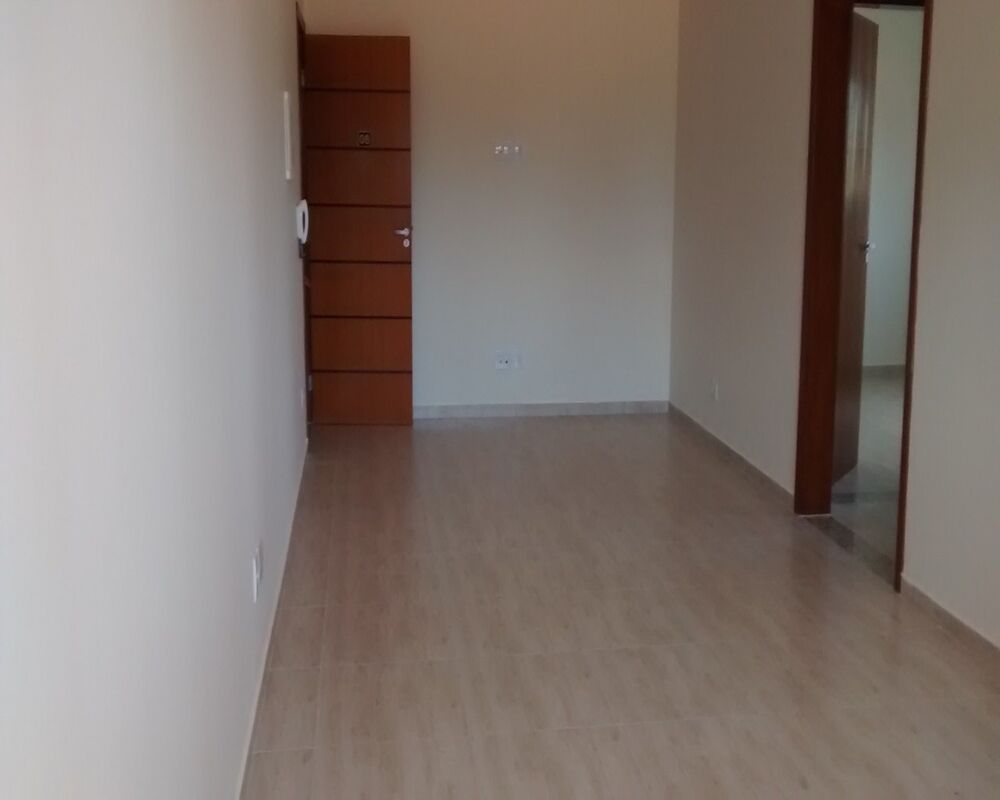 Apartamento à venda com 2 quartos, 69m² - Foto 2