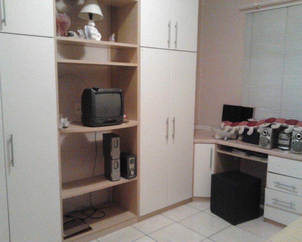 Casa, 3 quartos, 210 m² - Foto 1