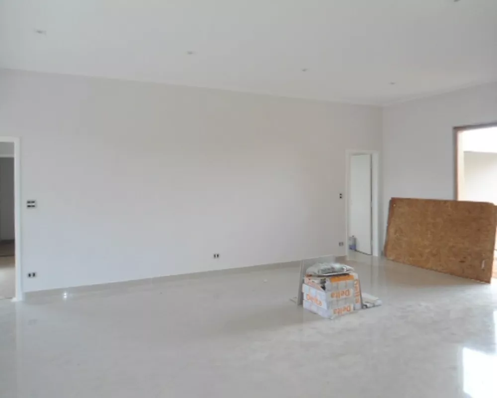 Casa à venda com 3 quartos, 300m² - Foto 4