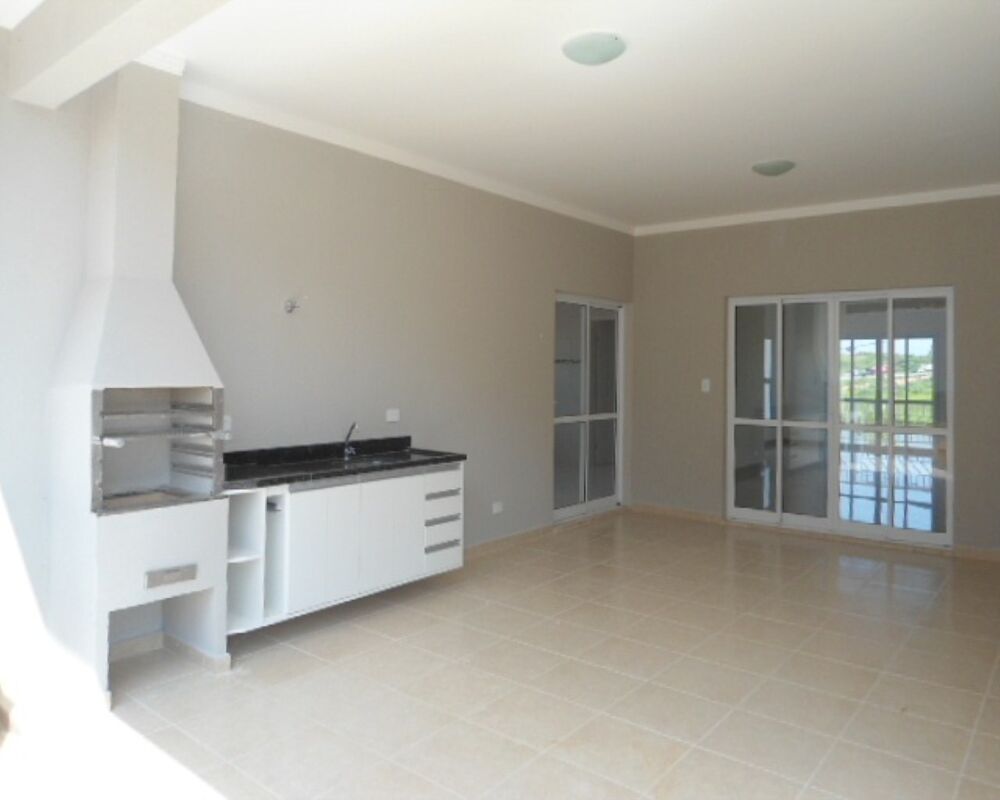 Casa, 3 quartos, 205 m² - Foto 1