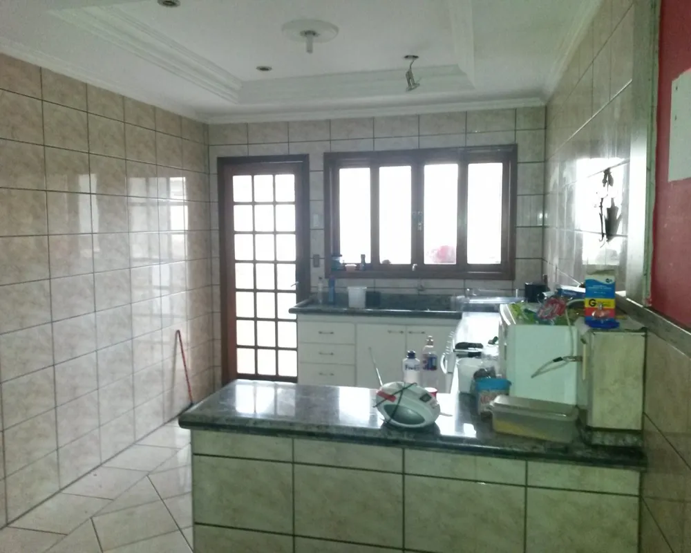 Casa, 3 quartos, 170 m² - Foto 2