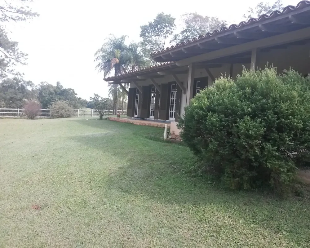 Casa, 7 quartos, 1500 m² - Foto 1