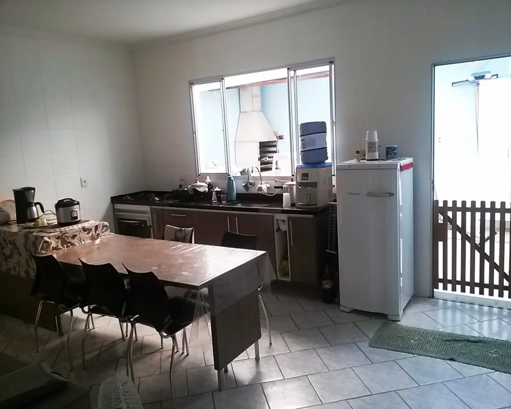 Casa, 2 quartos, 180 m² - Foto 2