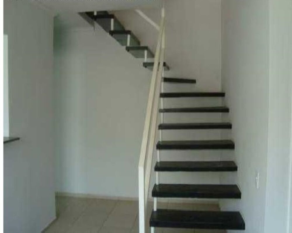 Cobertura à venda com 2 quartos, 80m² - Foto 3
