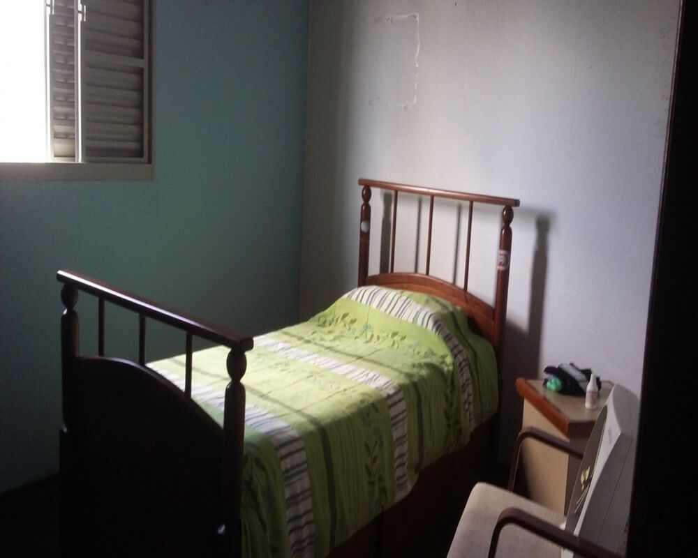Casa, 4 quartos, 240 m² - Foto 1