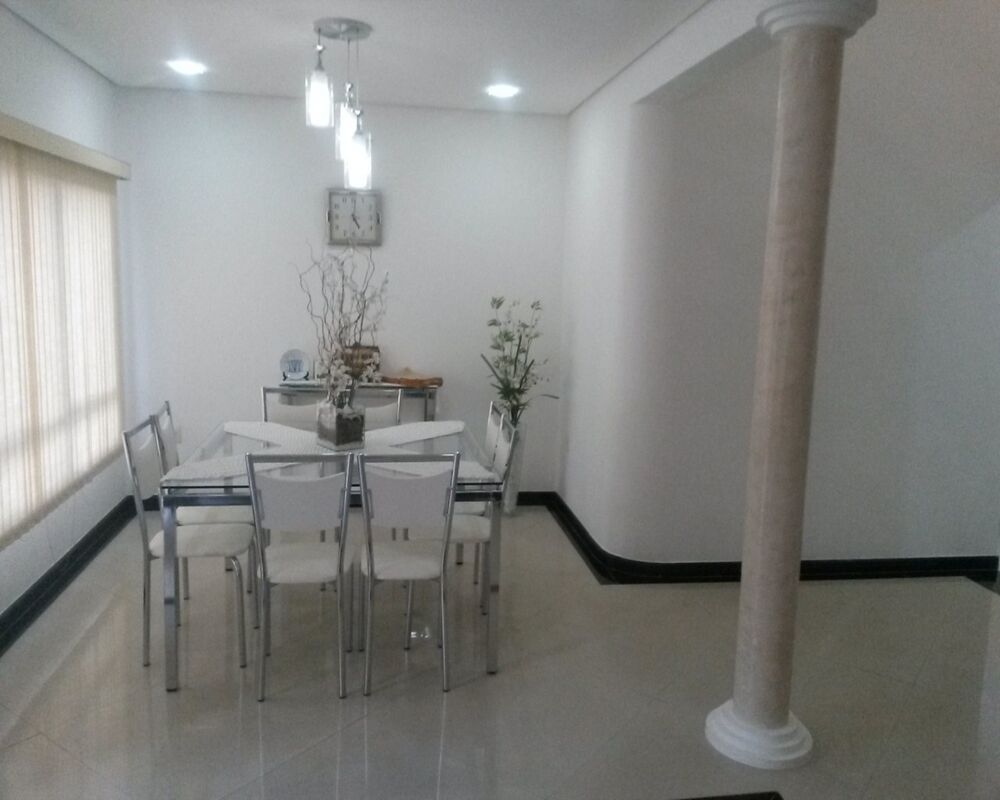 Casa, 3 quartos, 303 m² - Foto 1
