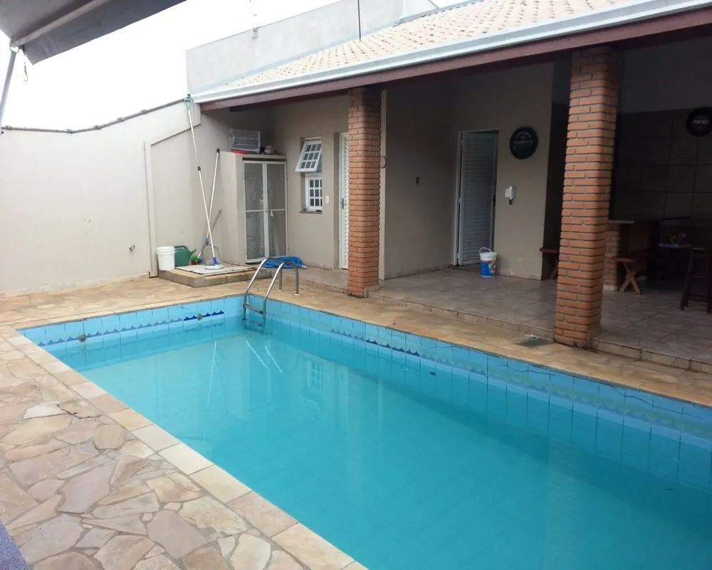 Casa, 3 quartos, 268 m² - Foto 1