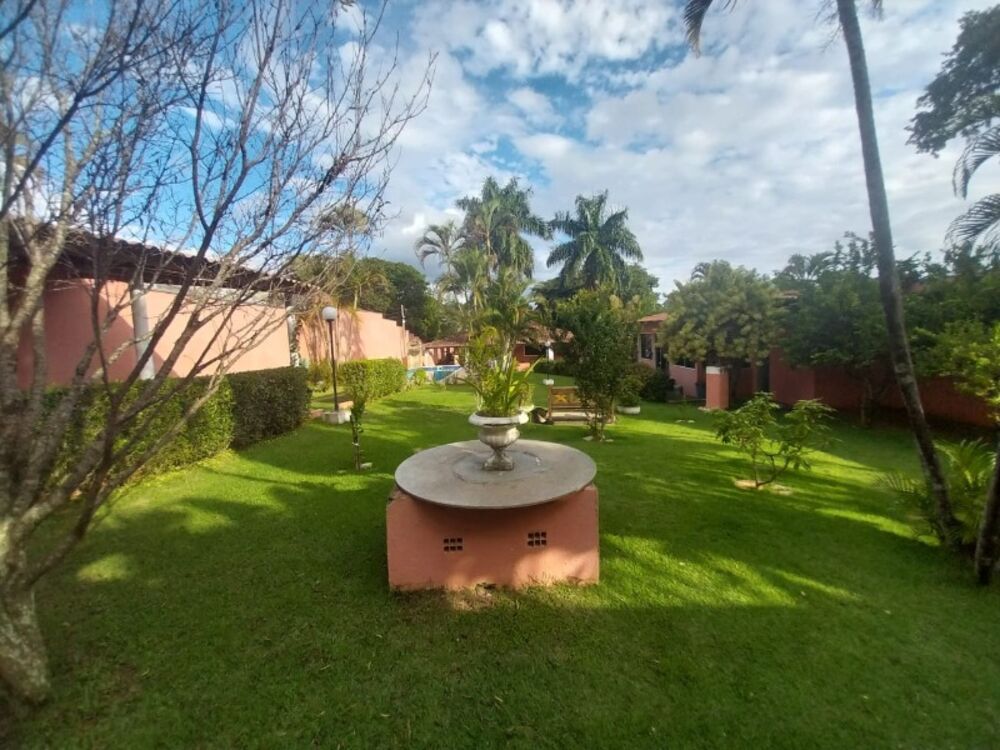 Chácara, 3 quartos, 1029 m² - Foto 2