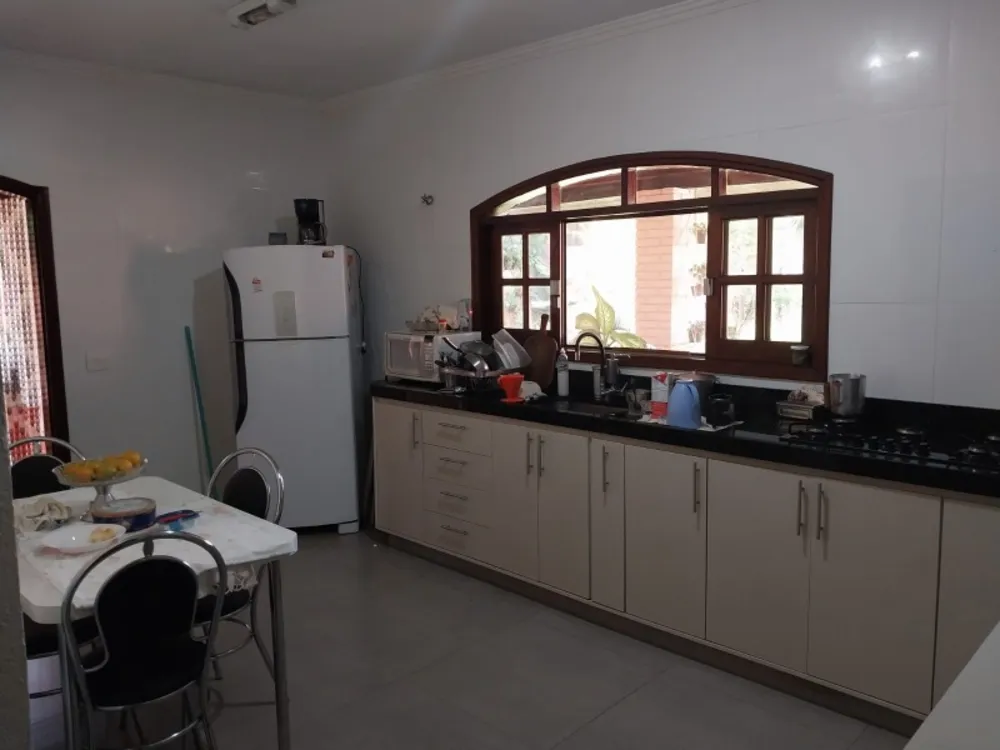 Chácara, 3 quartos, 1029 m² - Foto 8