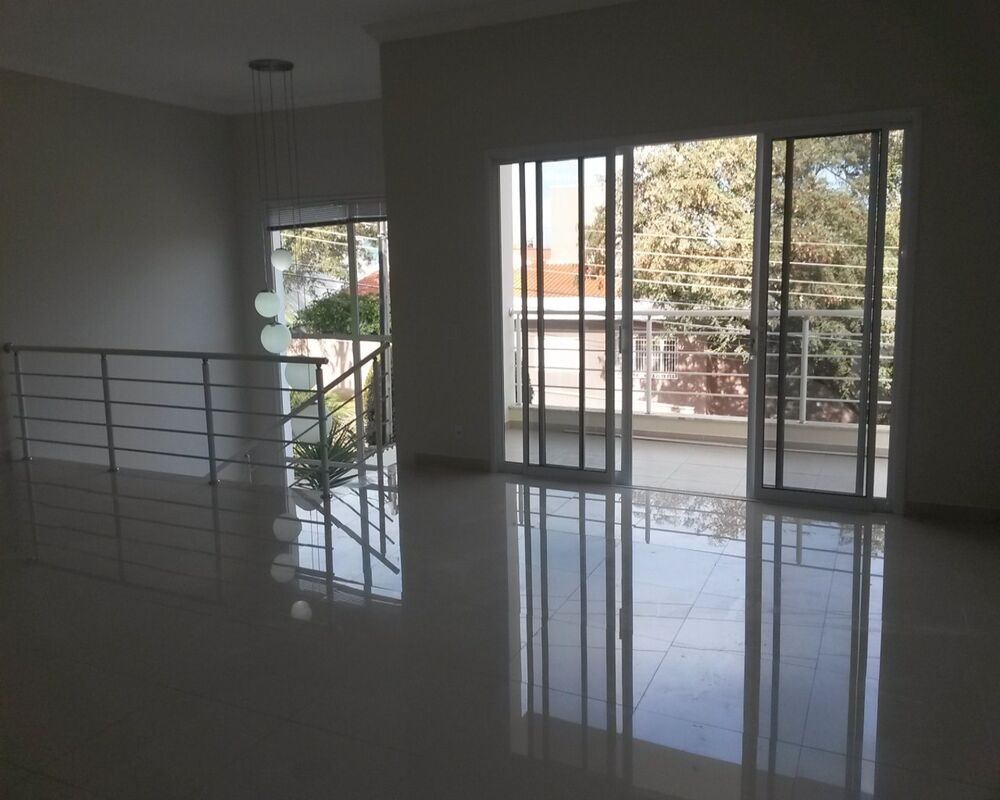 Casa, 3 quartos, 284 m² - Foto 1