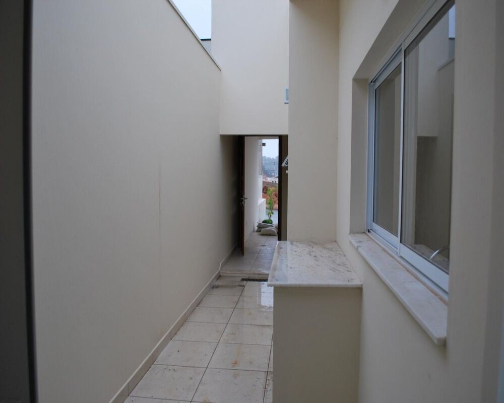 Casa, 3 quartos, 256 m² - Foto 1