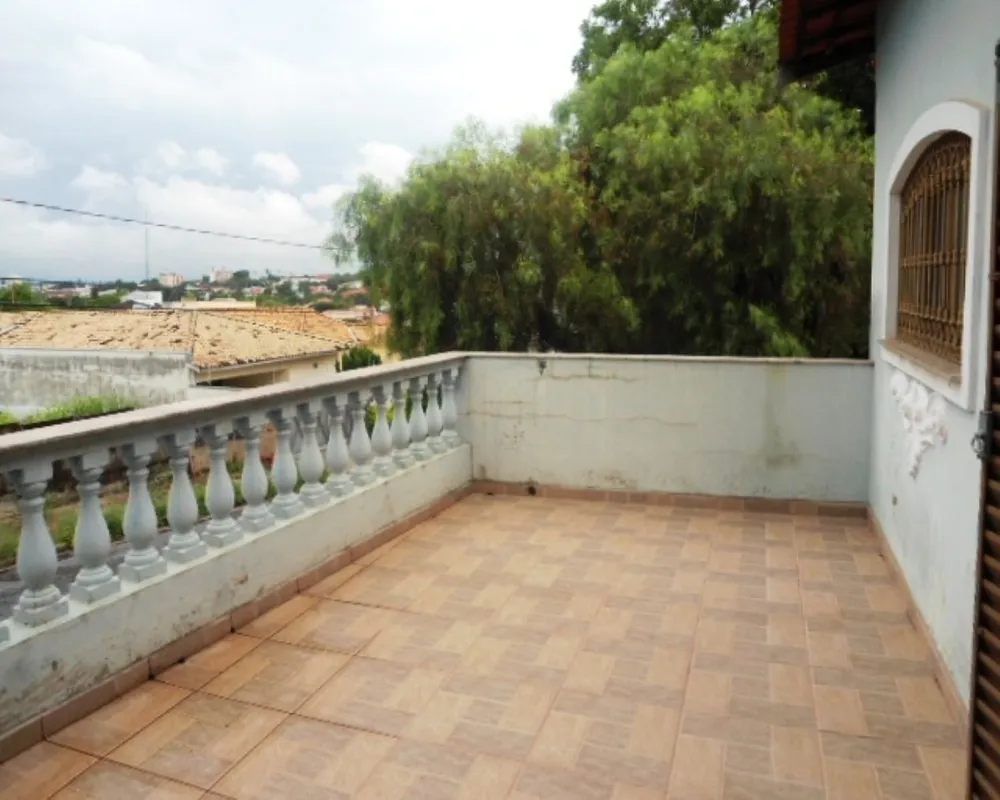 Casa, 4 quartos, 330 m² - Foto 1
