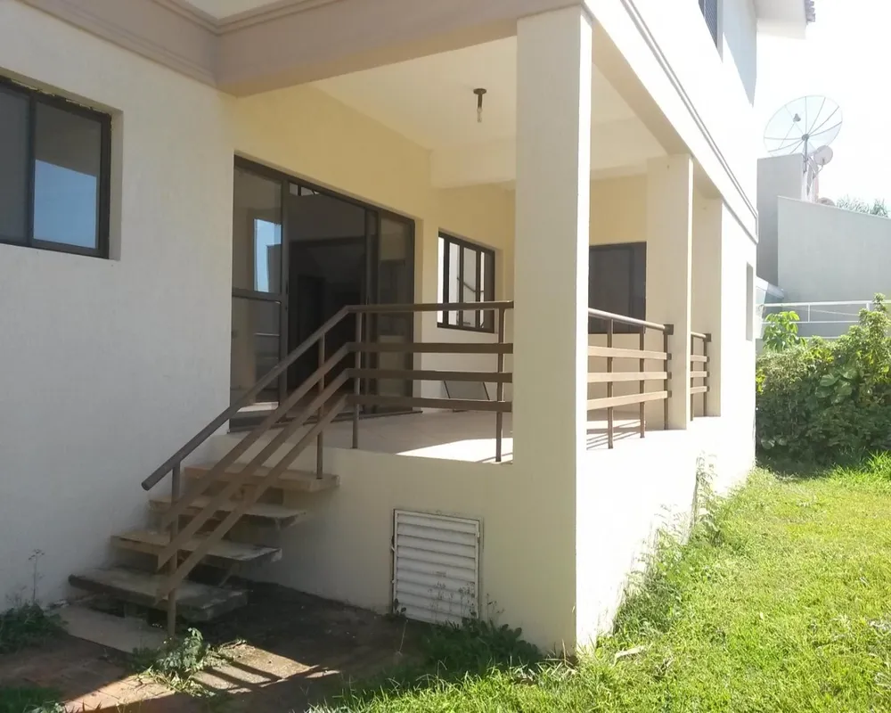 Casa, 4 quartos, 260 m² - Foto 1