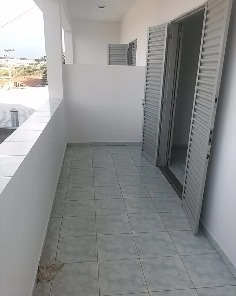 Casa, 5 quartos, 273 m² - Foto 2