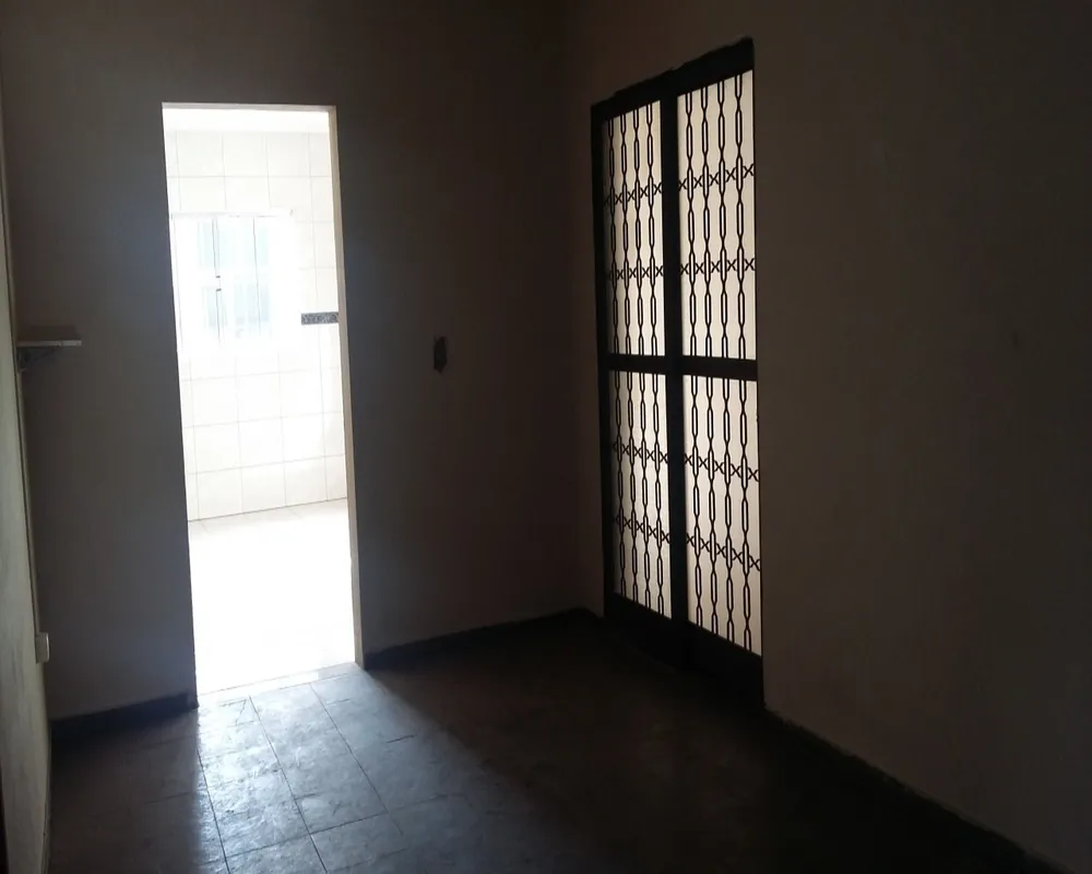 Casa, 3 quartos, 270 m² - Foto 1