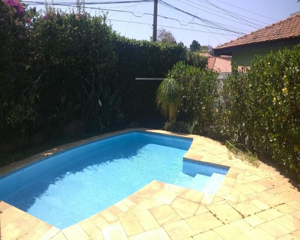Casa, 3 quartos, 231 m² - Foto 1