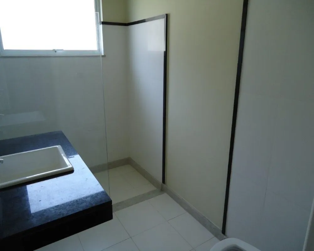 Casa, 4 quartos, 330 m² - Foto 2