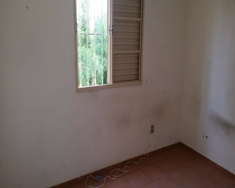 Apartamento à venda com 2 quartos, 50m² - Foto 2